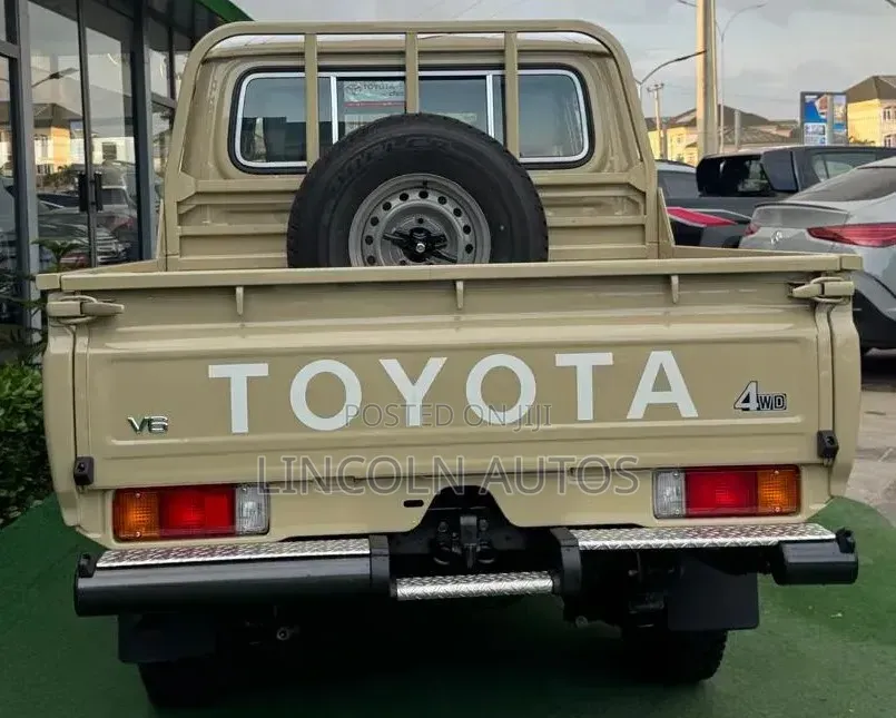 New Toyota Land Cruiser 79 Series 2025 Yellow