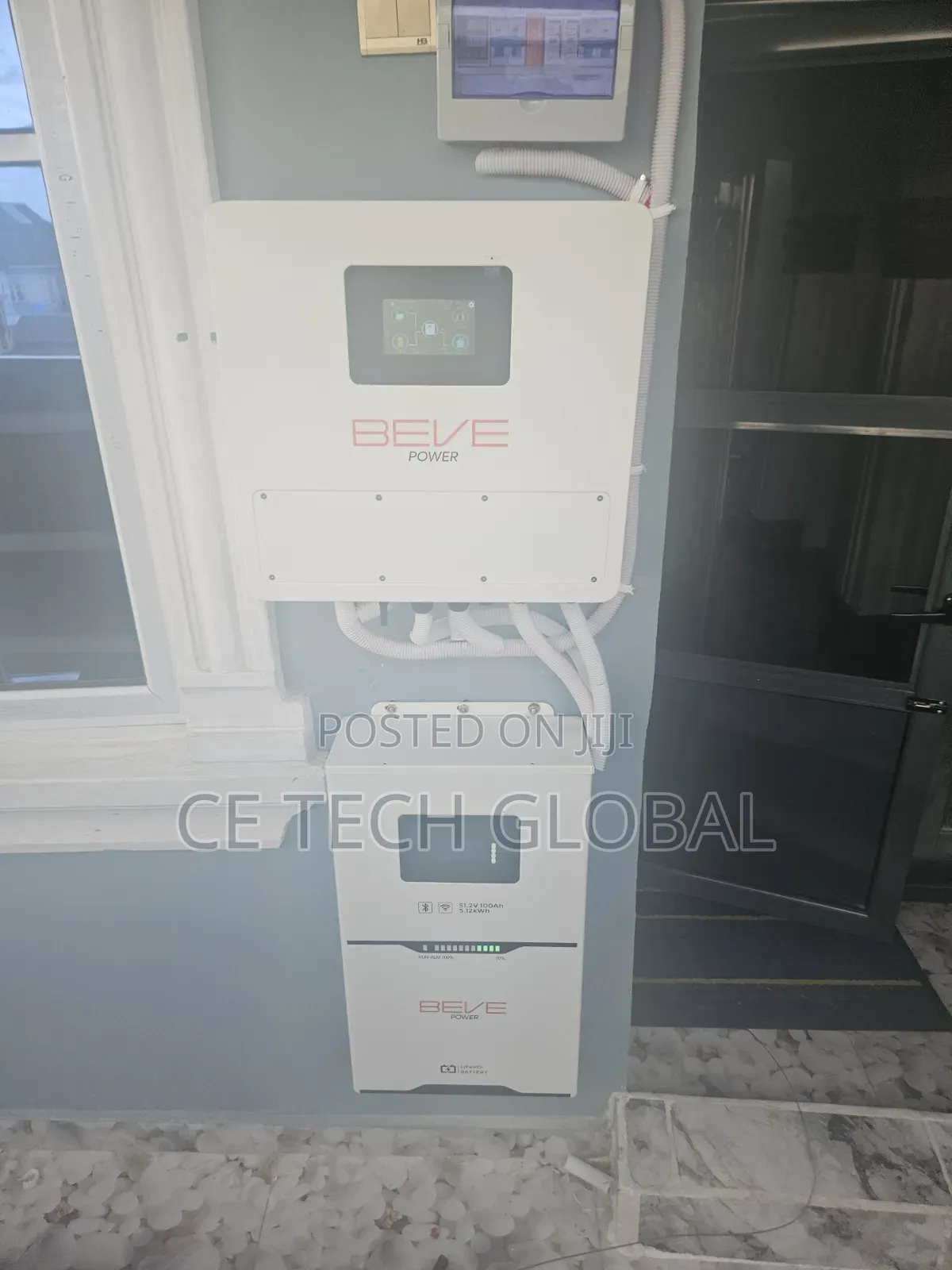 6kw Hybrid Inverter and 5kwh Lithium Battery Setup