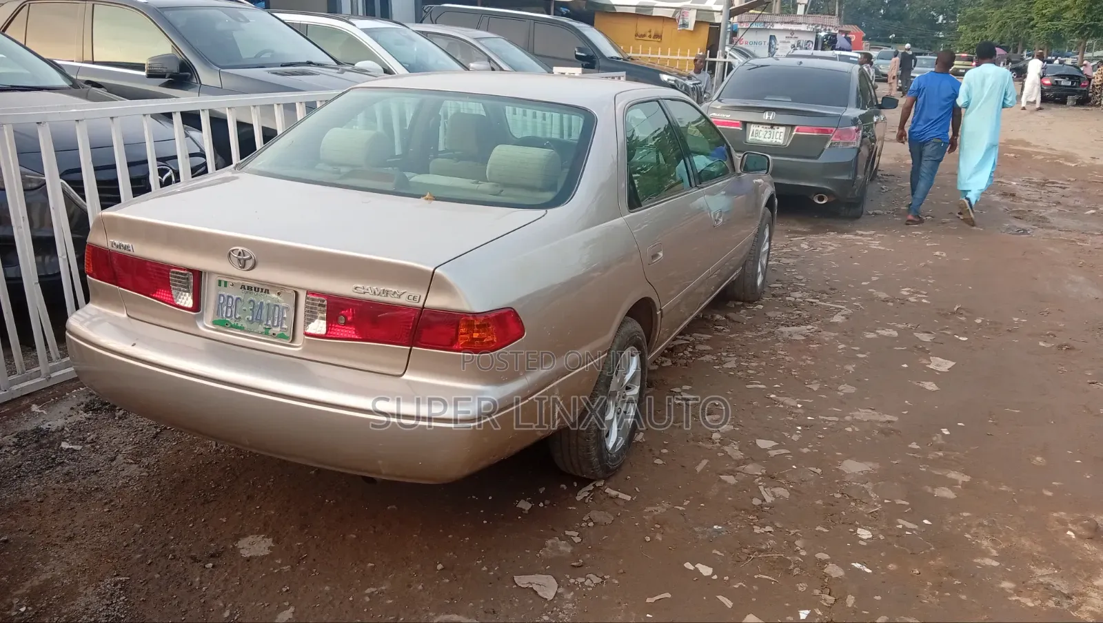 Toyota Camry 2002 Gold