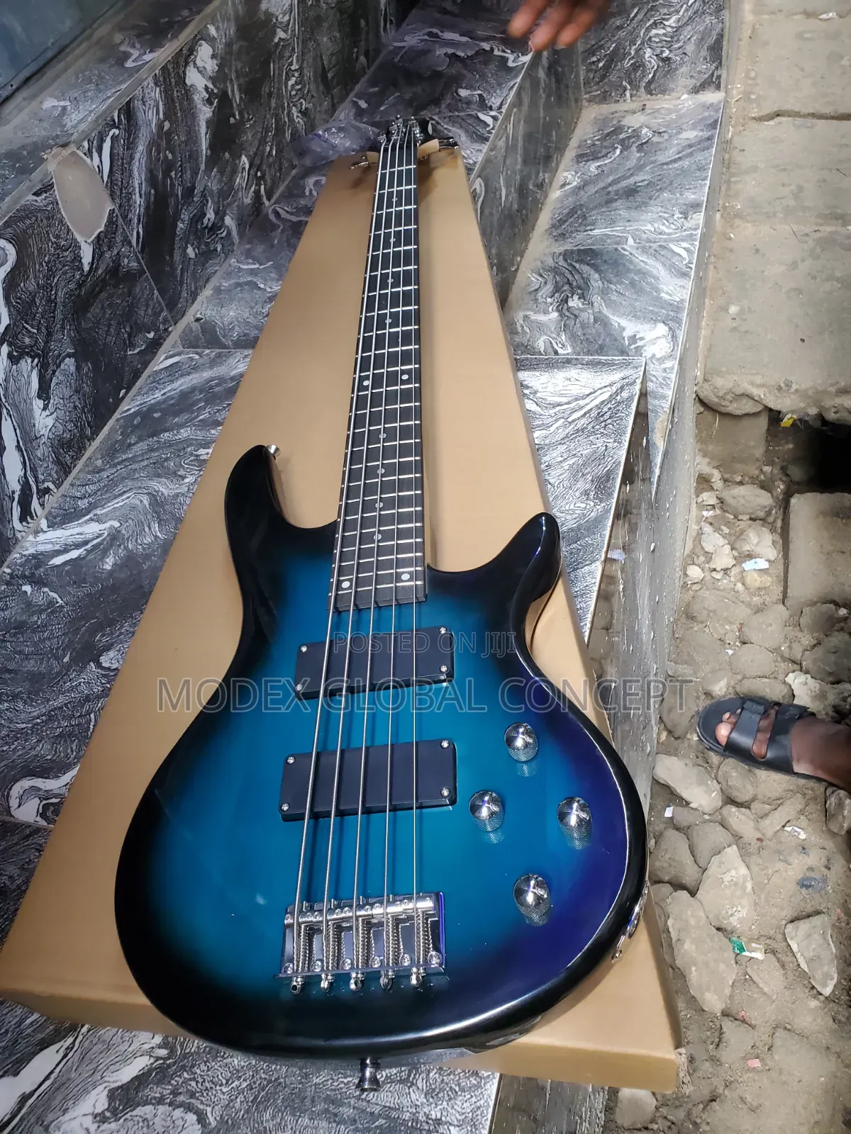 Yes Audio Passive 5 Strings Bass Guitar