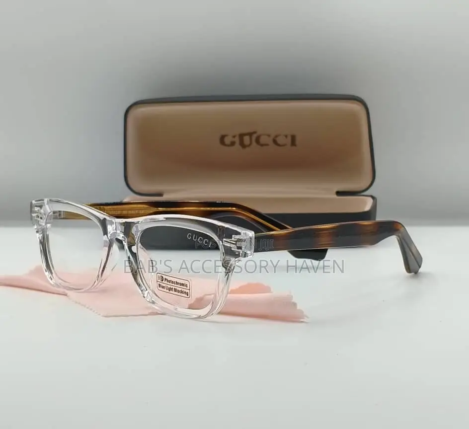 Luxury Gucci Eyeglass Frames With Smart Lenses Original Case