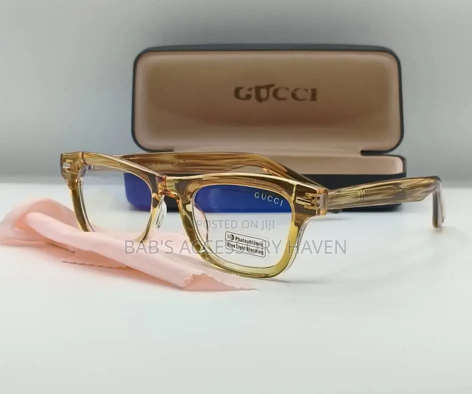 Luxury Gucci Eyeglass Frames With Smart Lenses Original Case