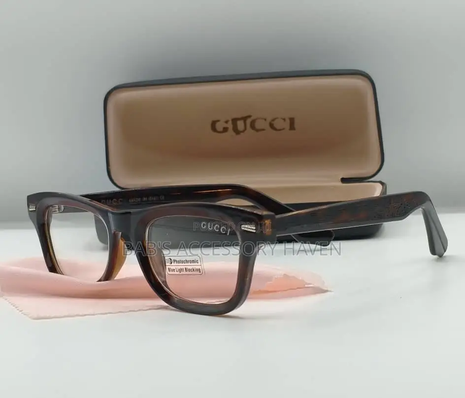 Luxury Gucci Eyeglass Frames With Smart Lenses Original Case