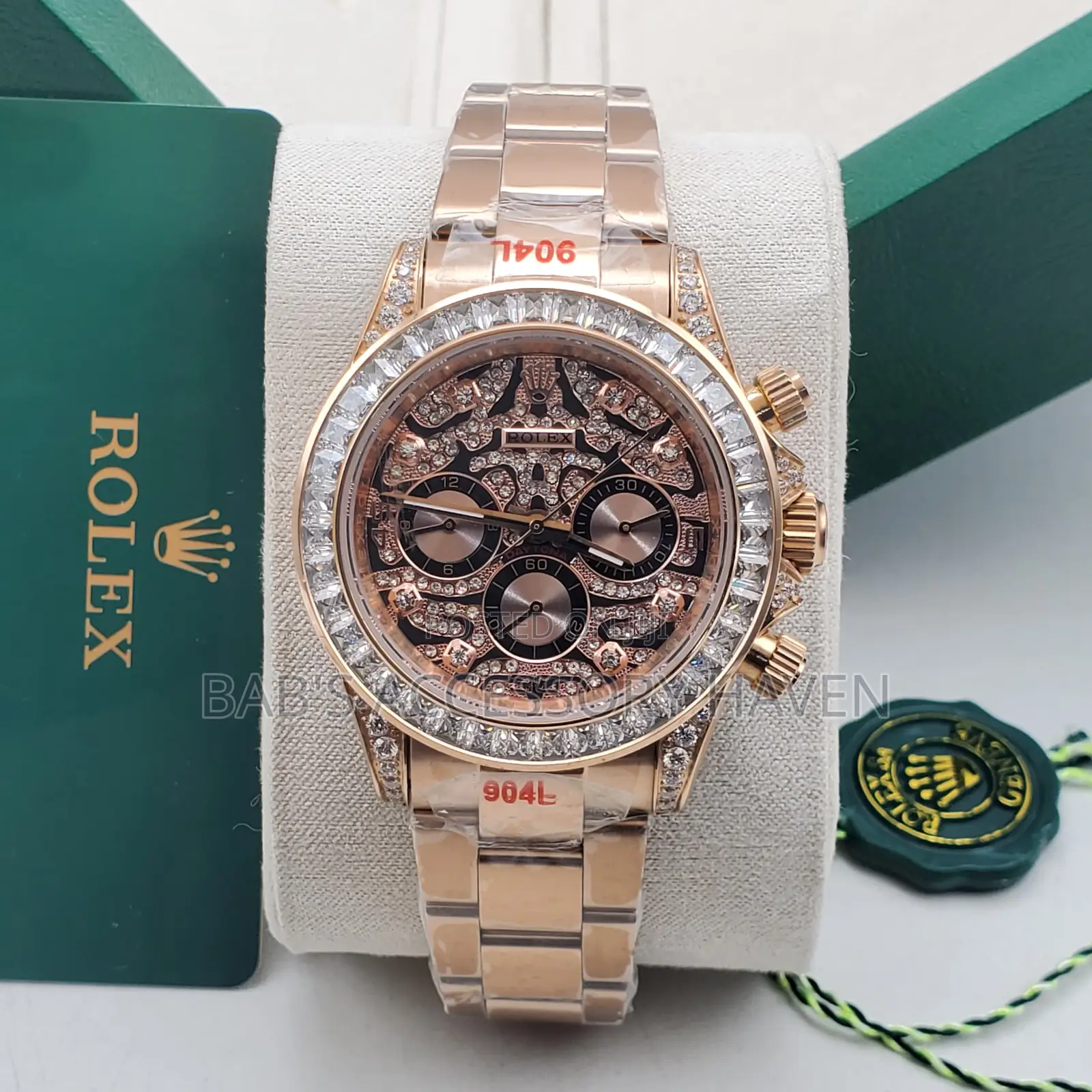 Fully Iced Out Rolex Daytona Men's Luxury Gold Watch