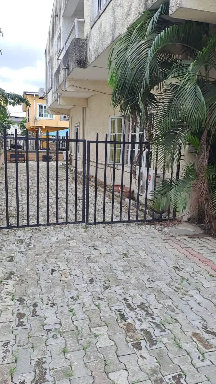 Furnished 3bdrm Duplex in Lekki Gardens Estate for sale