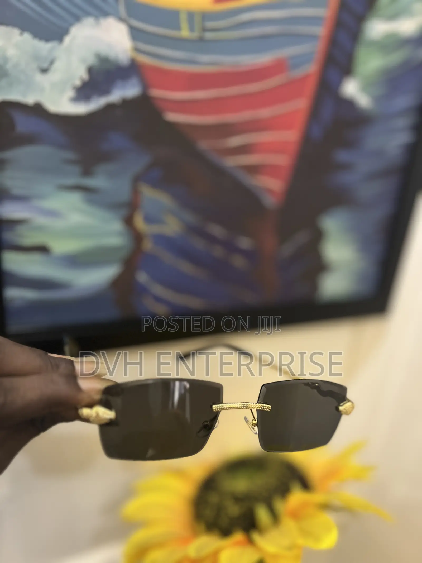 Diamond Cut Tint Rimless Sunglass
