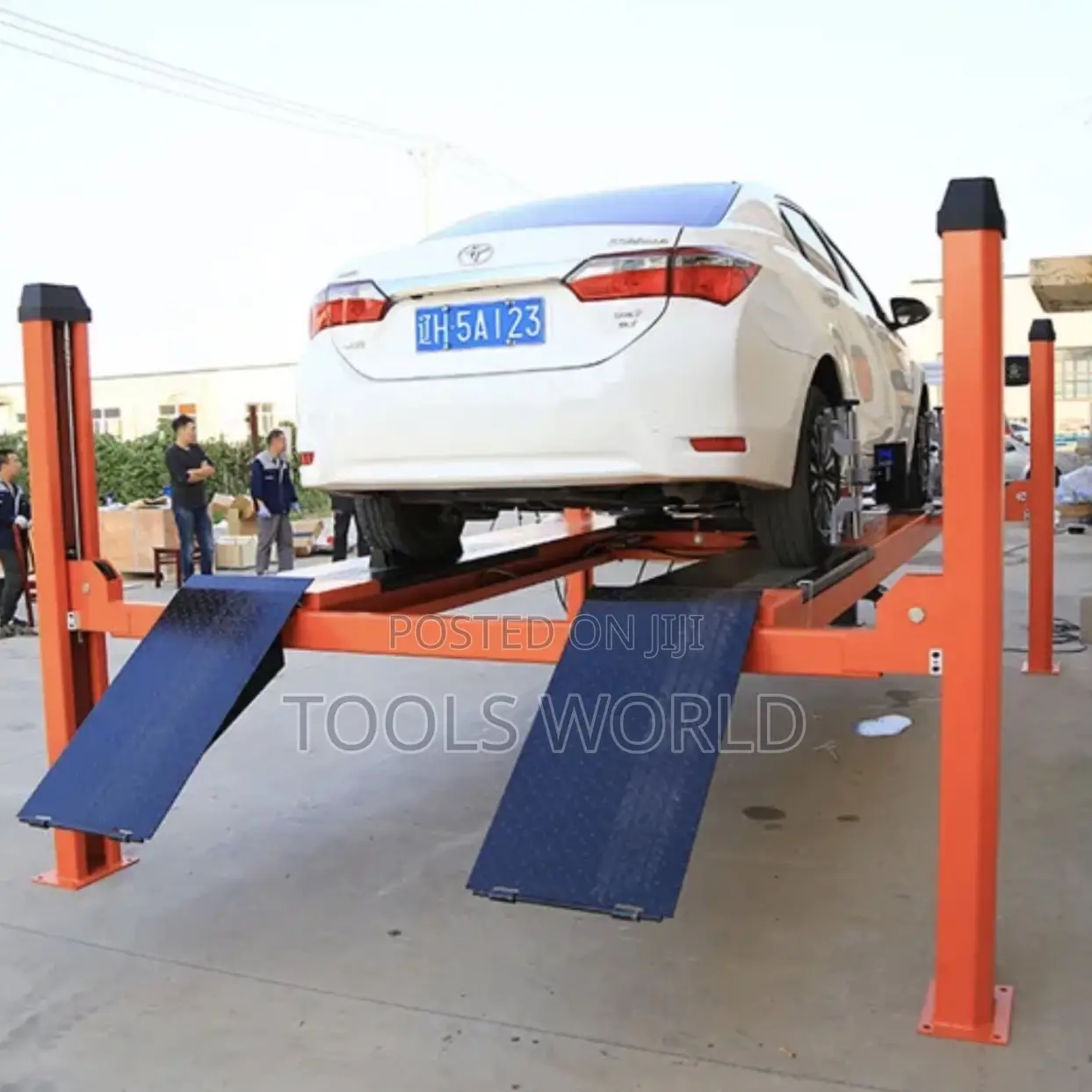Professional 4000kg 4 Post Vehicle Lift – 4.8m Platform