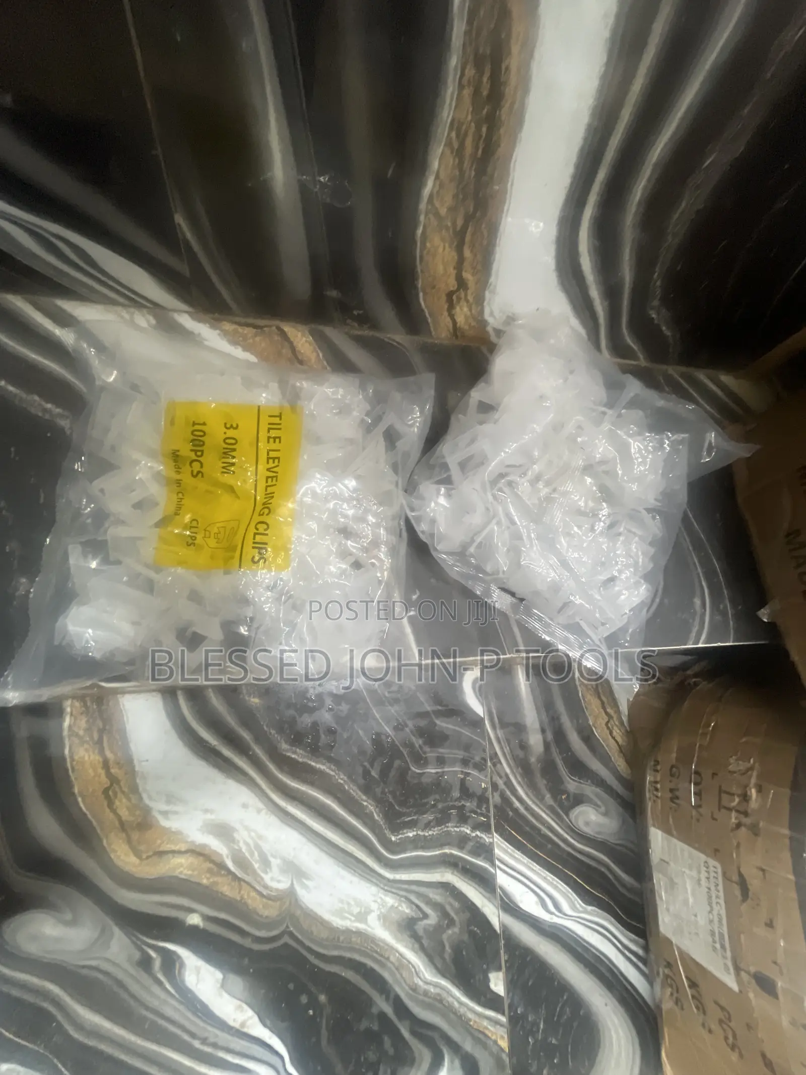 Plastic Tile Leveling Clip