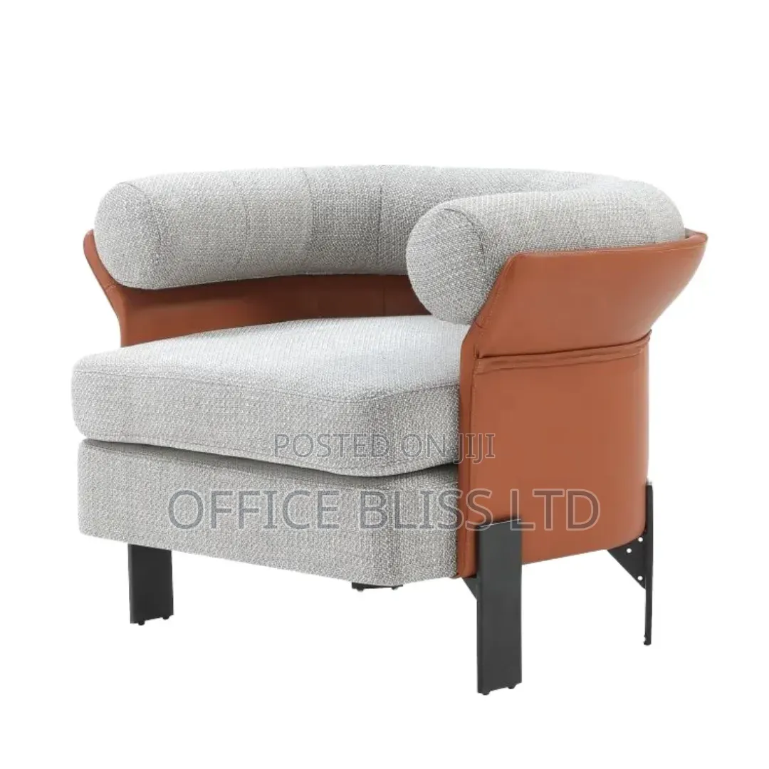 A Set of Luxury Lesiure Sofa Chairs ( Hotel Apartment)