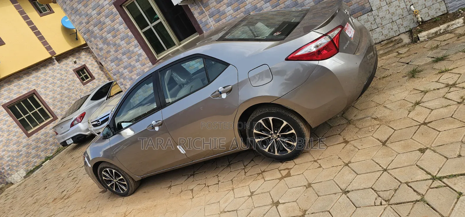 Toyota Corolla 2015 Gray