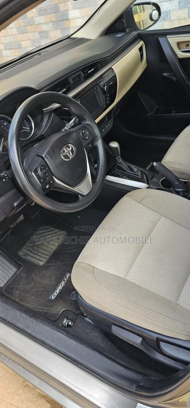 Toyota Corolla 2015 Gray