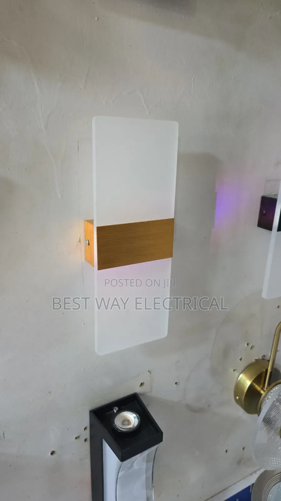 Simple Wall Brackets Light in Abuja