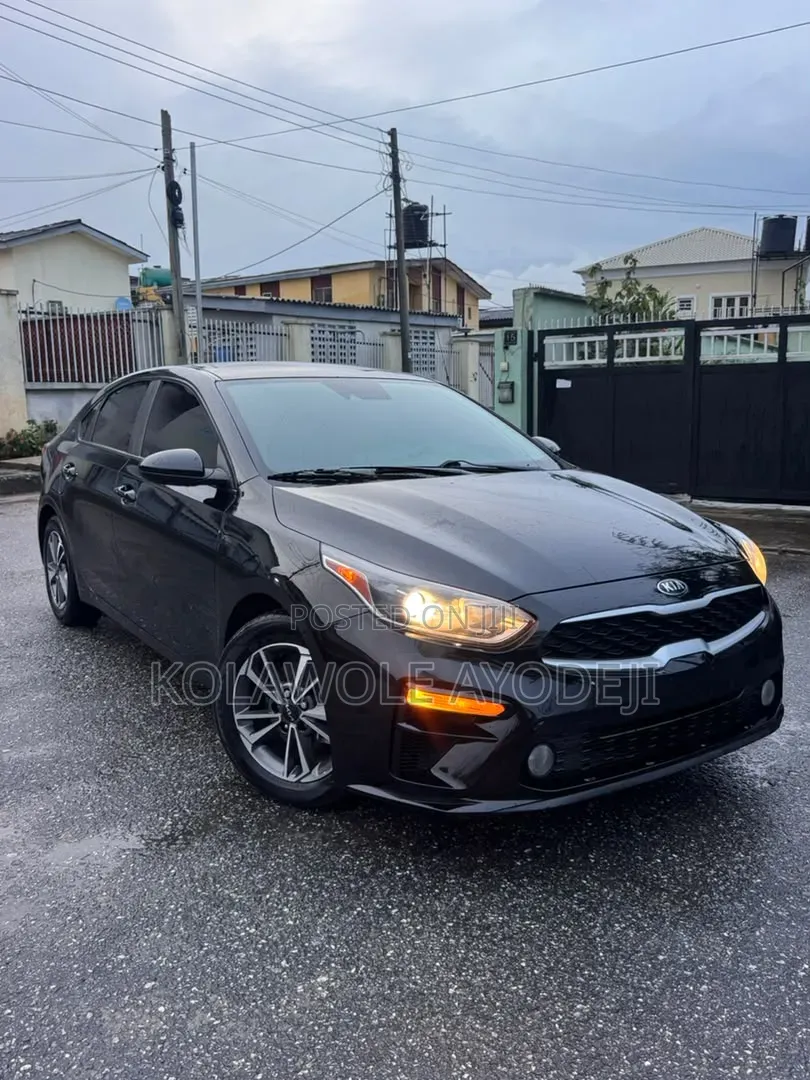 Kia Forte FE 2021 Black