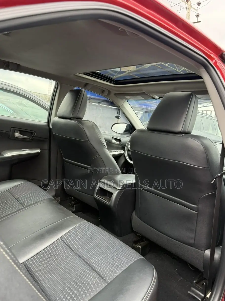 Toyota Camry SE 4dr Sedan (2.5L 4cyl 6A) 2013 Red