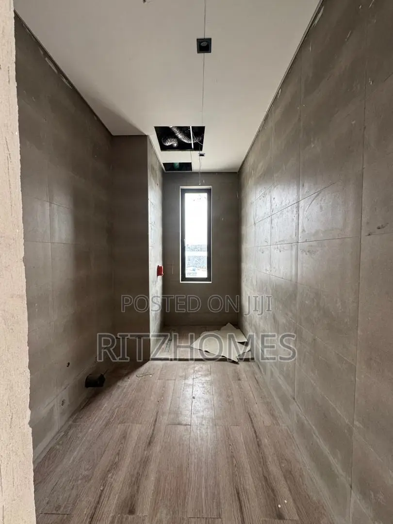 2bdrm Apartment in Victoria Island for sale