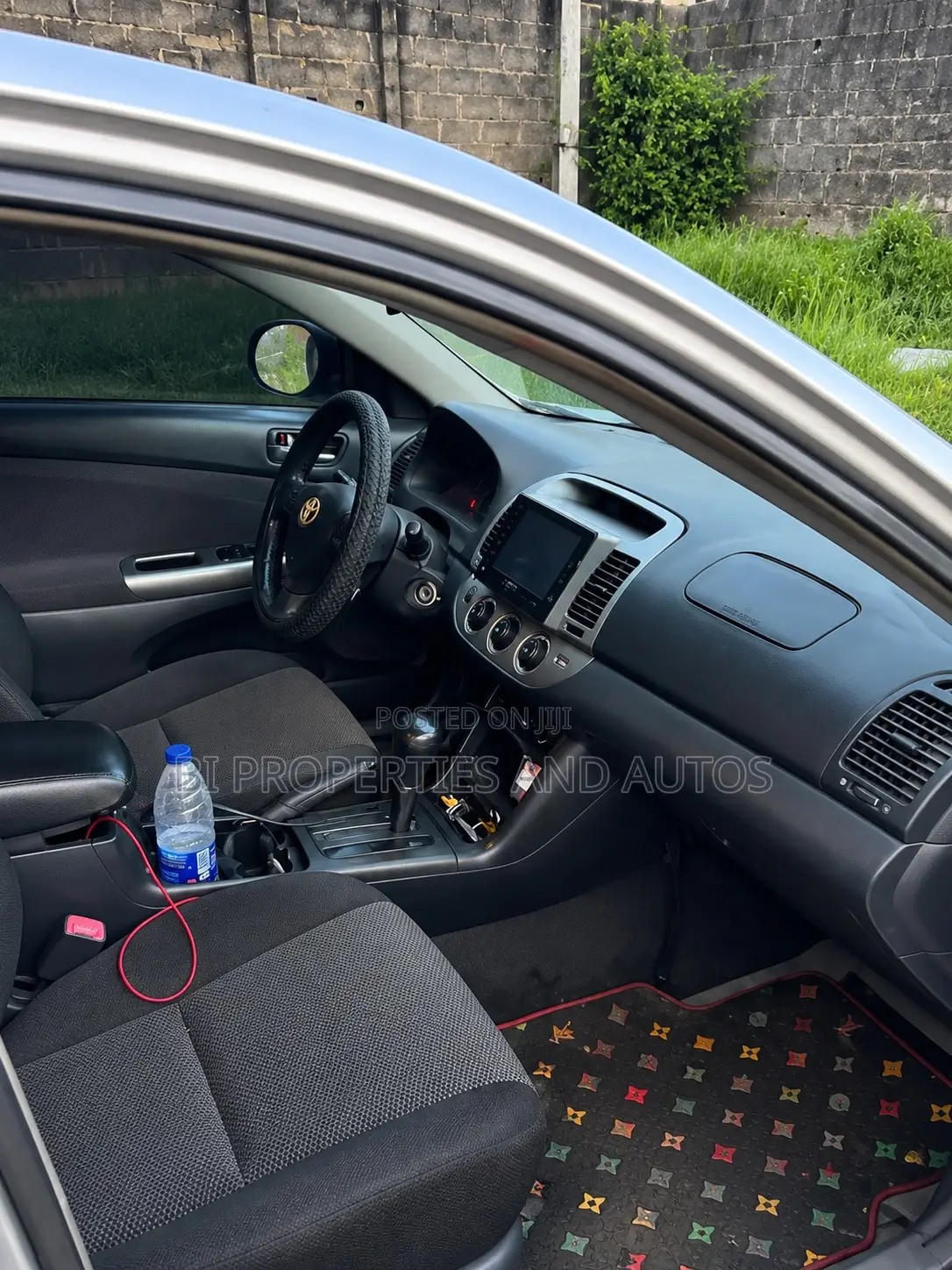 Toyota Camry LE 4dr Sedan (2.4L 4cyl 5A) 2005 Silver