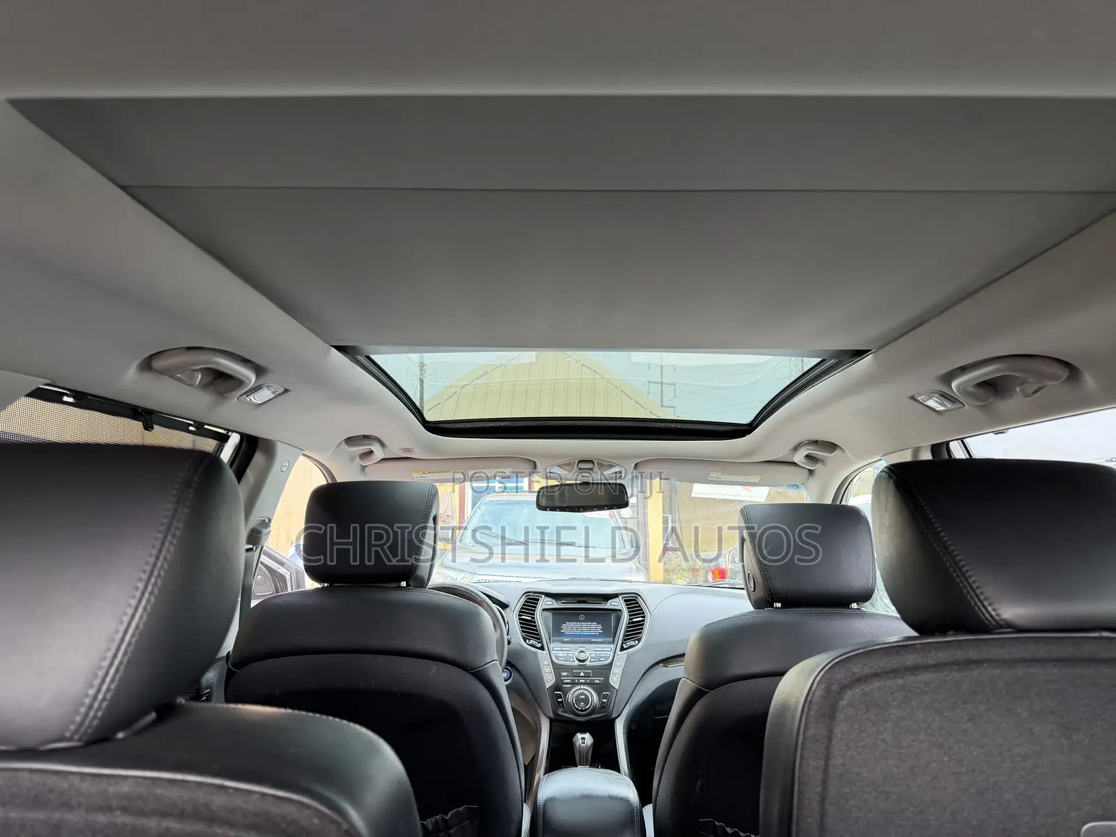 Hyundai Santa Fe Limited 4dr SUV AWD (3.3L 6cyl 6A) 2014 Silver