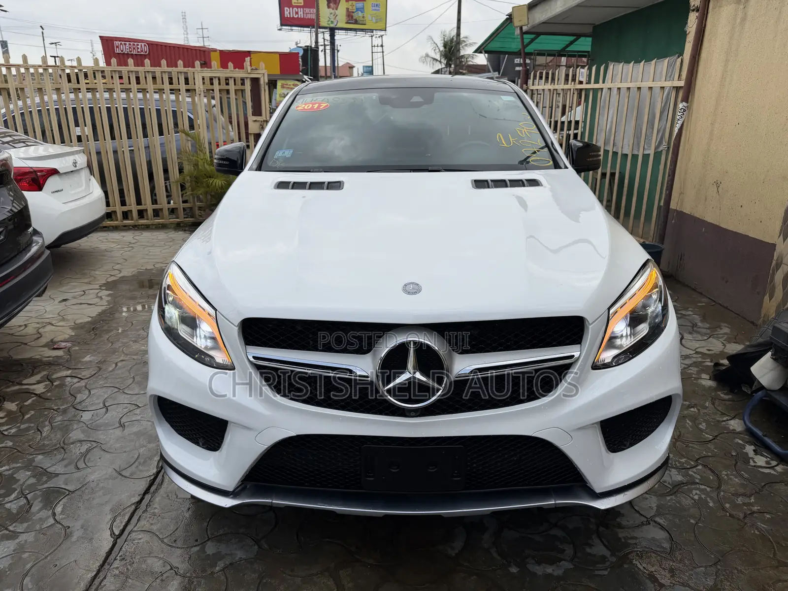 Mercedes-Benz GLE-Class AMG GLE 43 4MATIC 2017 White