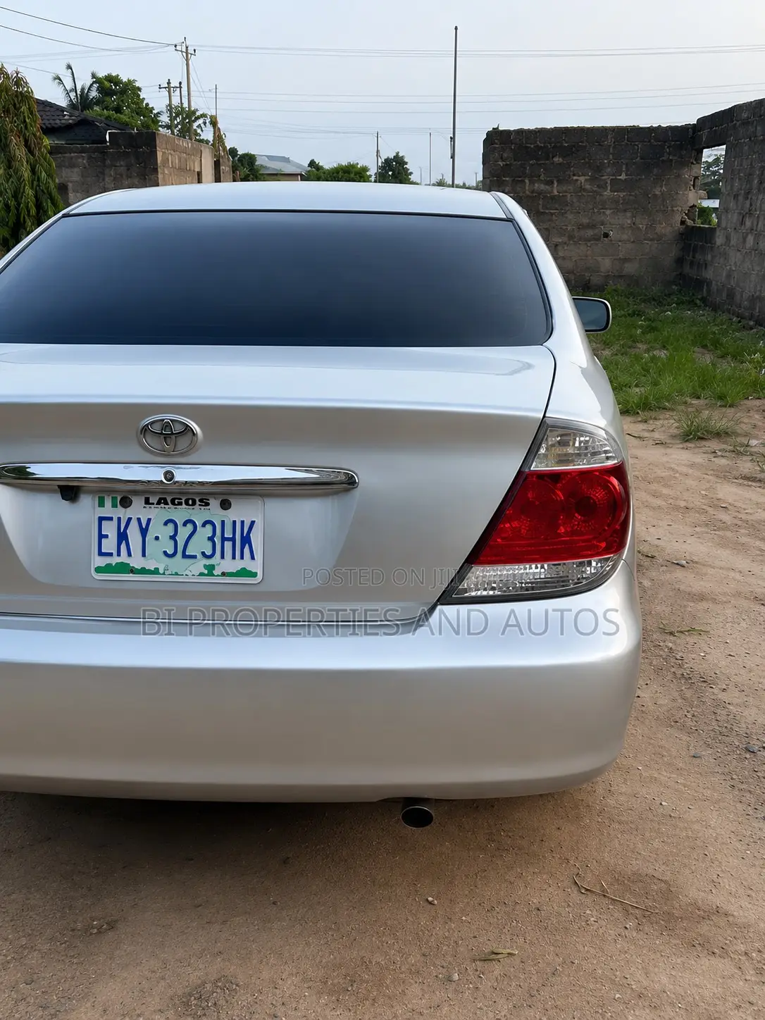 Toyota Camry LE 4dr Sedan (2.4L 4cyl 5A) 2005 Silver