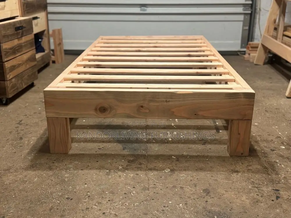 3.5 by 6 Wooden Pallet Bed Design