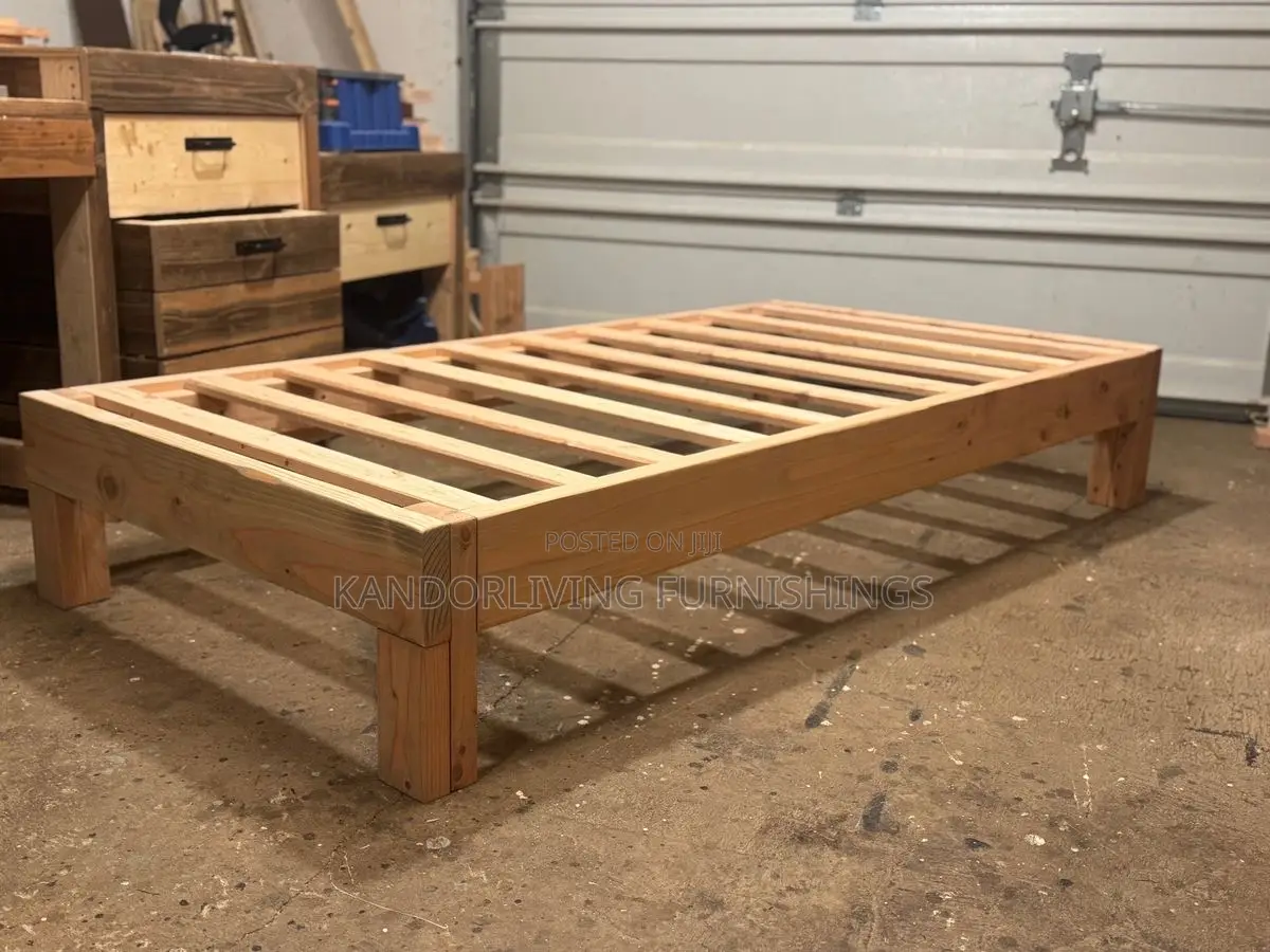 3.5 by 6 Wooden Pallet Bed Design