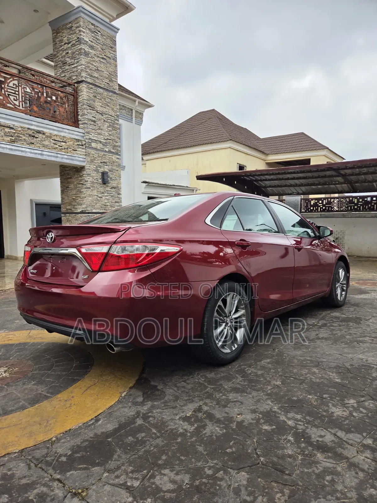 Toyota Camry 2016 Maroon