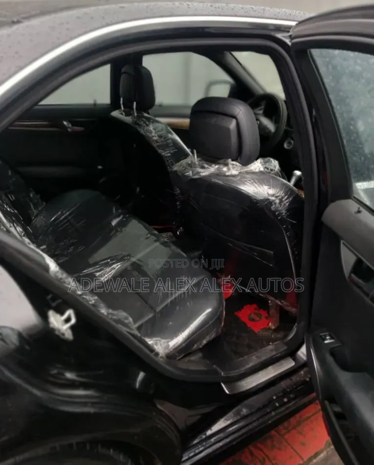 Mercedes-Benz C350 2008 Black