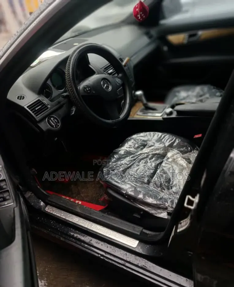Mercedes-Benz C350 2008 Black