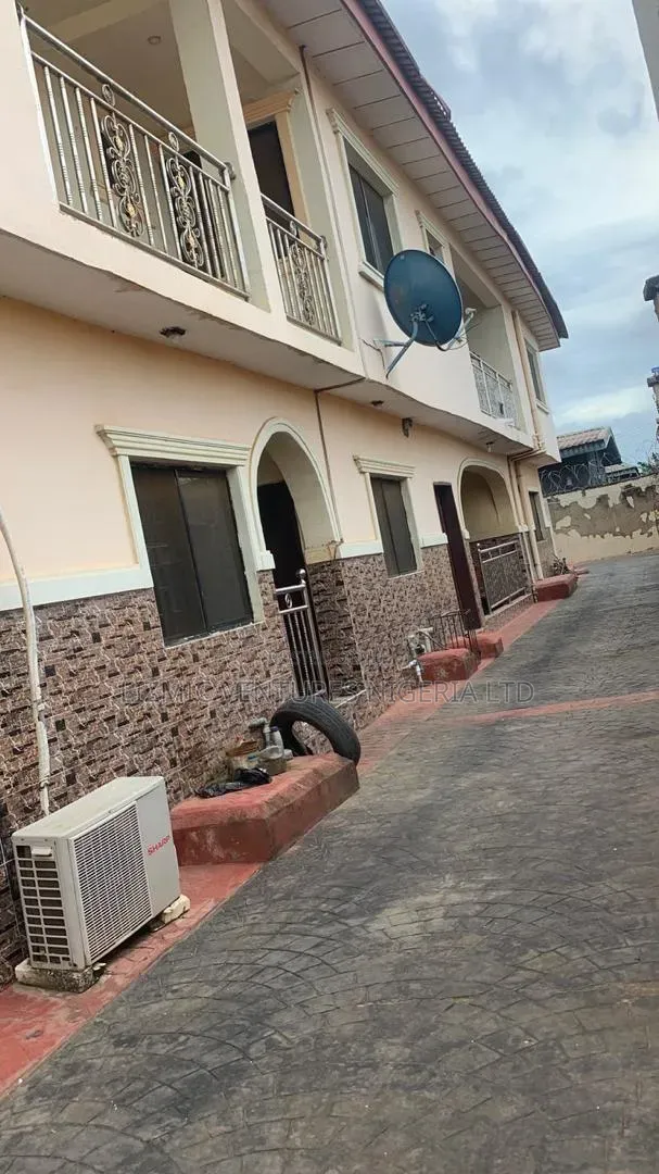 Furnished 5bdrm Duplex in Isuti Rd, Ikotun / Ikotun/Igando for sale
