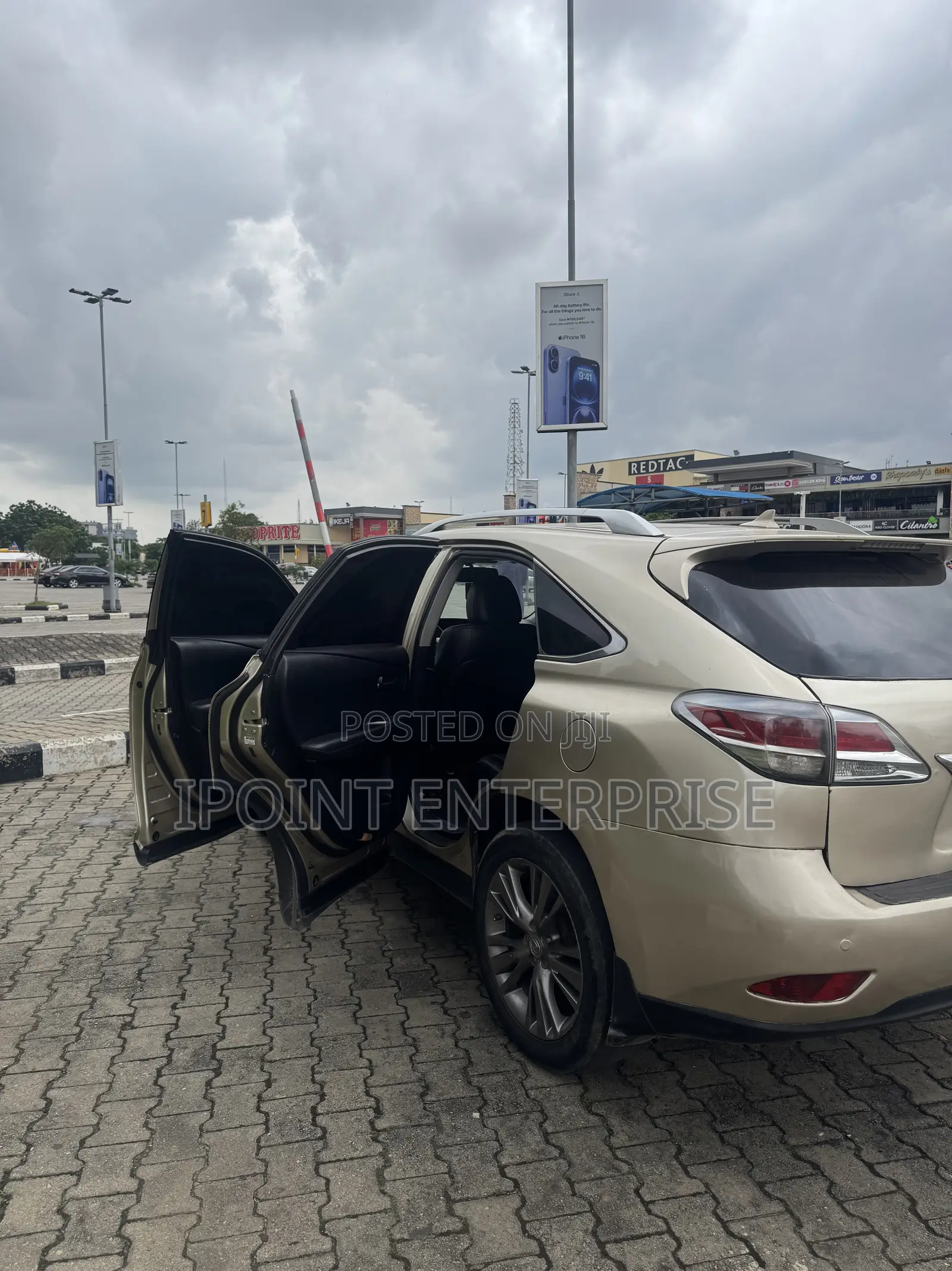Lexus RX 350 FWD 2013 Gold
