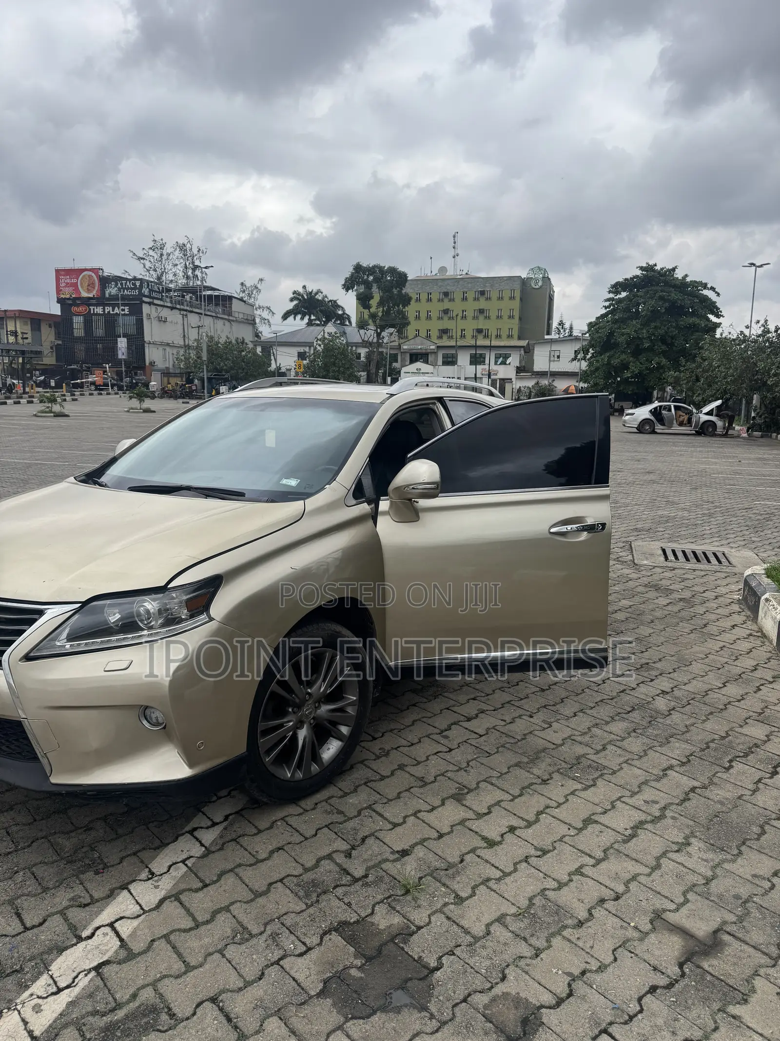 Lexus RX 350 FWD 2013 Gold