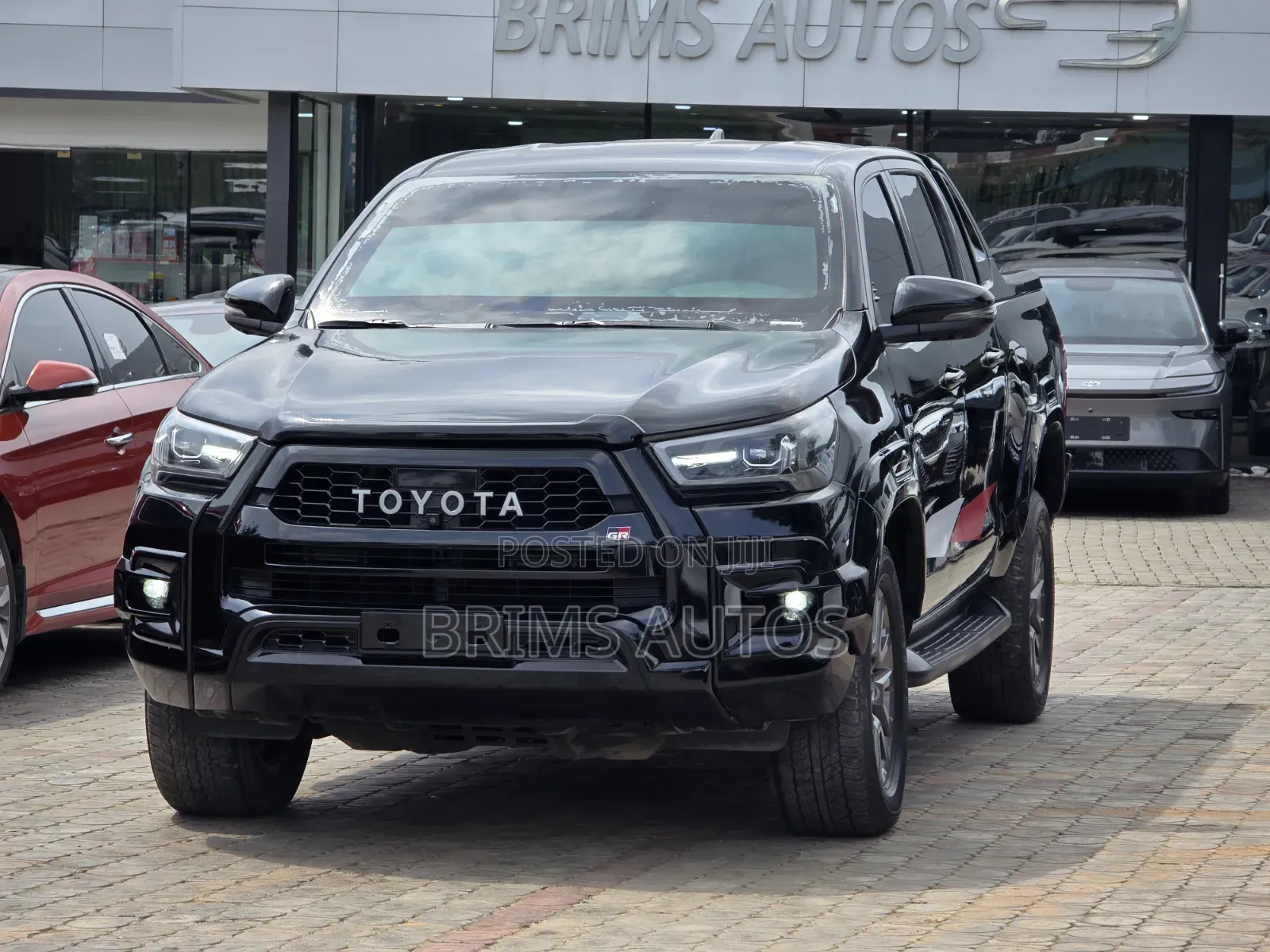 Toyota Hilux 2023 Black