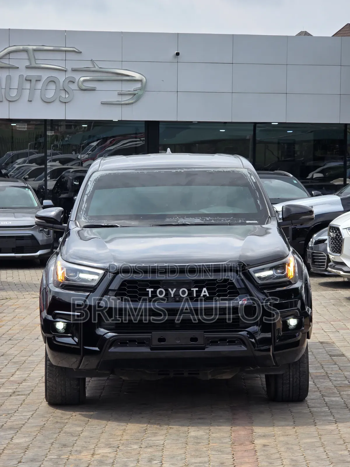 Toyota Hilux 2023 Black