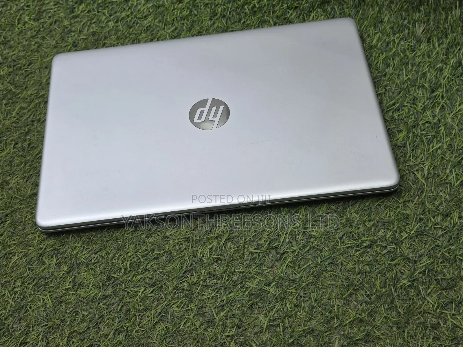 Laptop HP 15-dw1197nia 8GB Intel Core i7 SSD 256GB