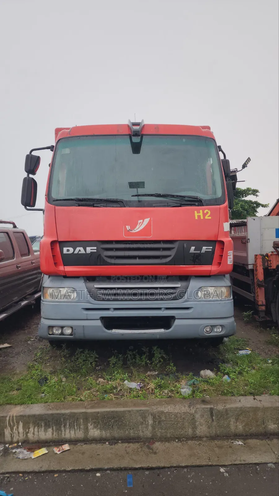 Sparkling Clean Foreign Used Daf 55 Container Body Truck 32 Feet