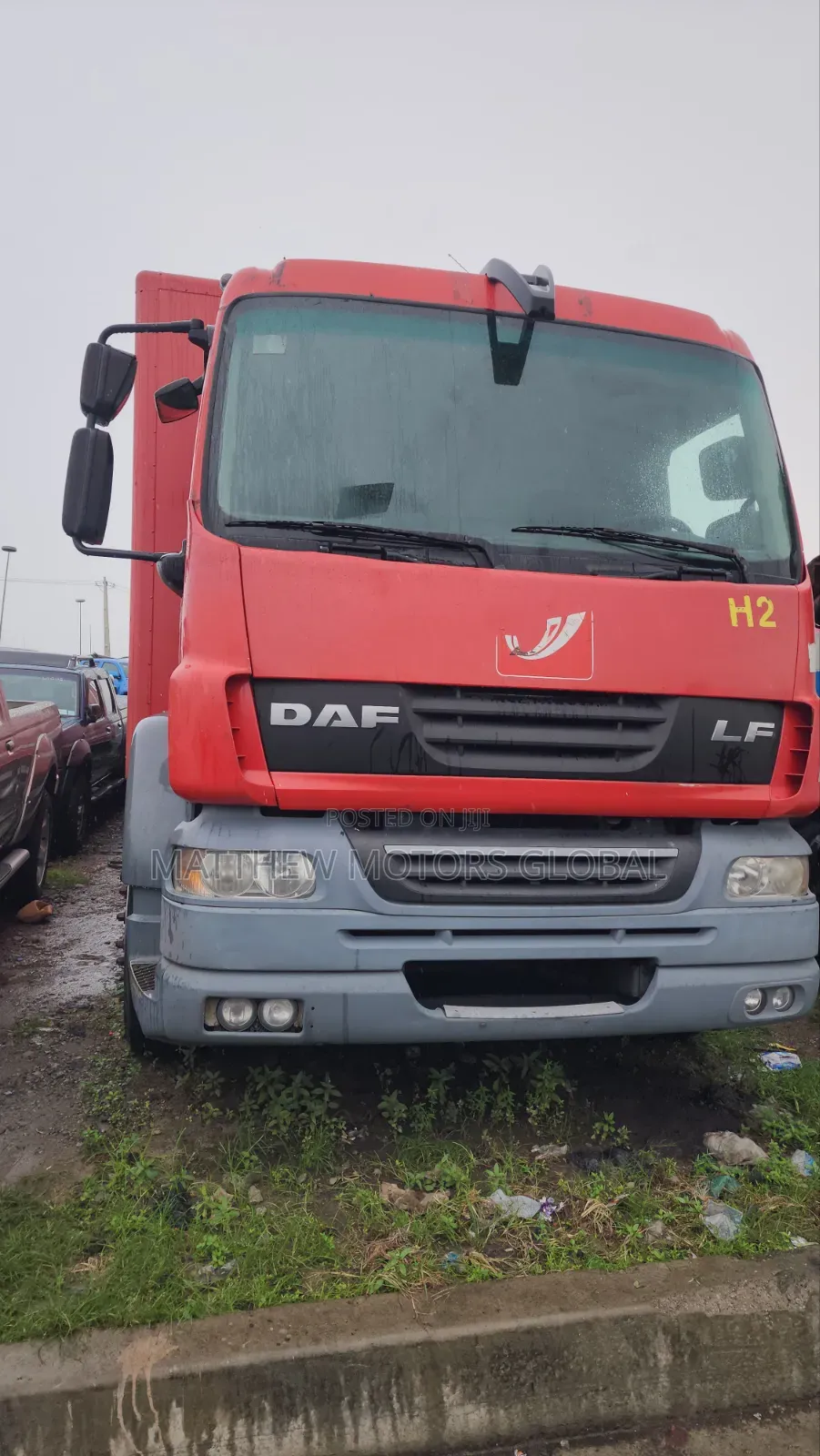 Sparkling Clean Foreign Used Daf 55 Container Body Truck 32 Feet