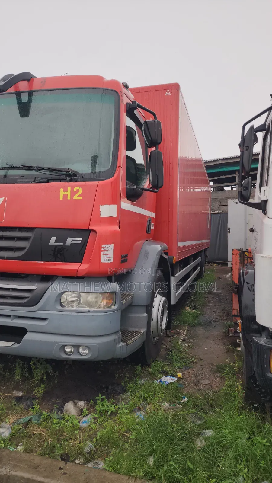 Sparkling Clean Foreign Used Daf 55 Container Body Truck 32 Feet