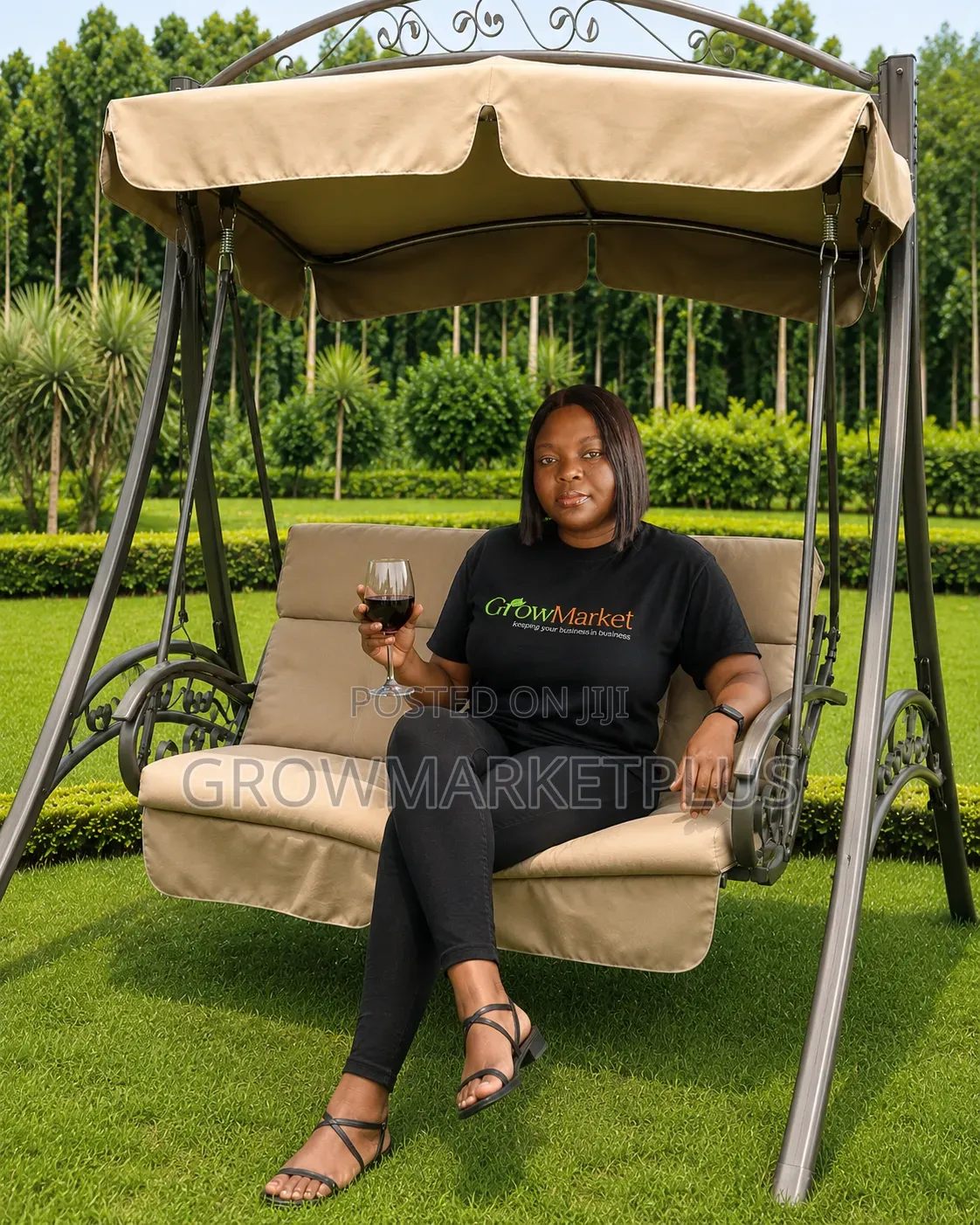 Luxury 3-Seater Outdoor Garden Swing Chair With Canopy