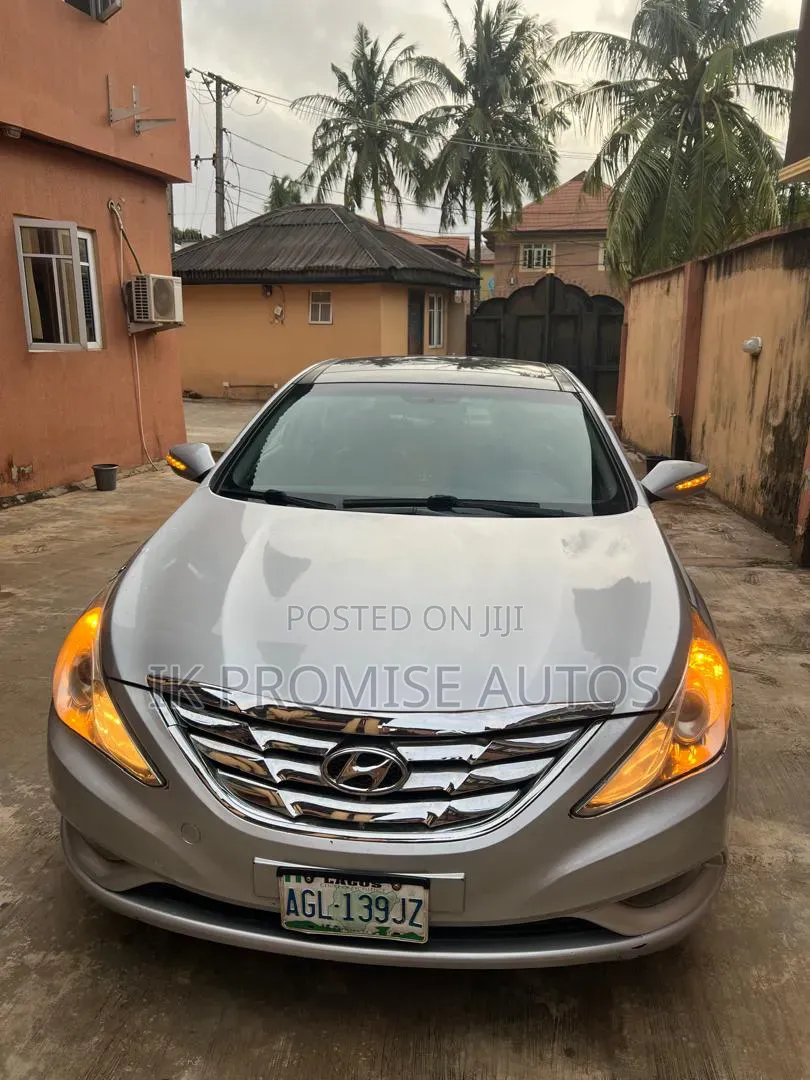 Hyundai Sonata 2012 Silver