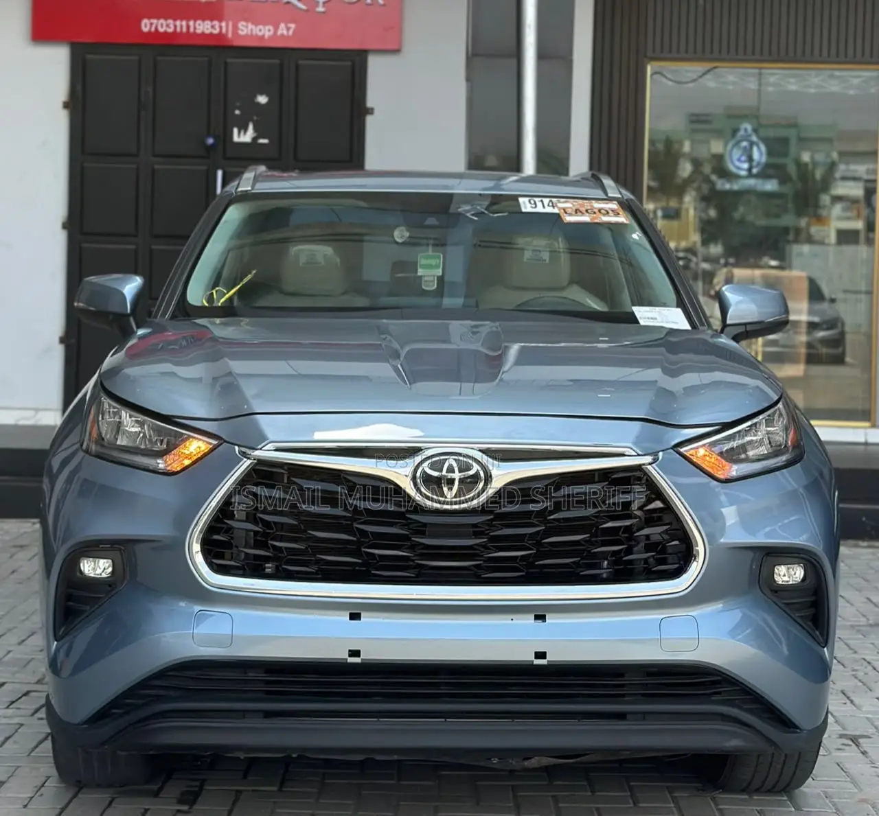 Toyota Highlander XLE AWD 2020 Blue