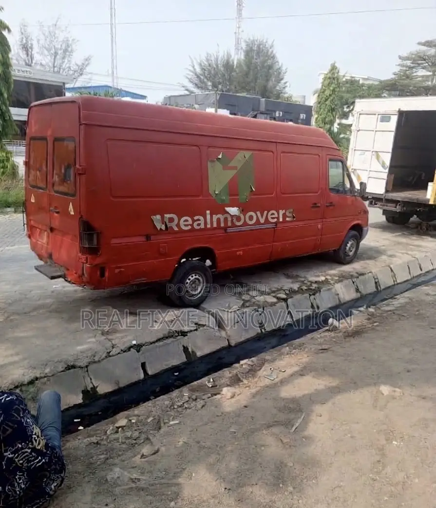 Moving Company in Ikoyi