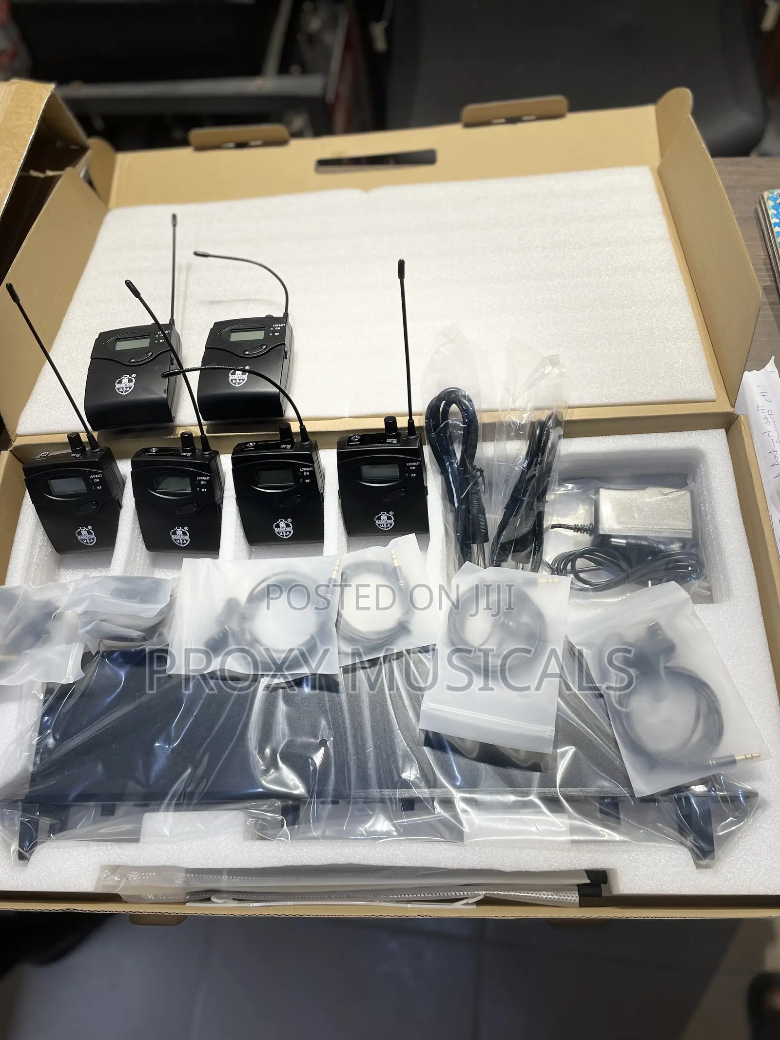 Marktone MRT-6040 6in1 Inear Wireless Microphone System