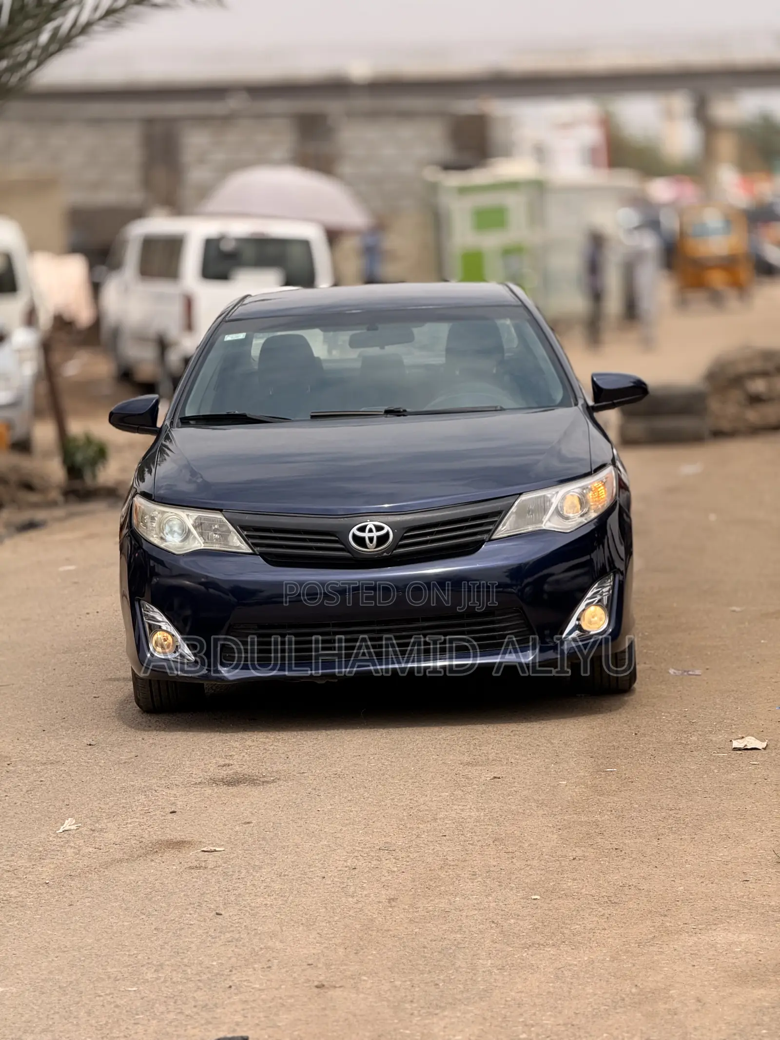 Toyota Camry LE 4dr Sedan (2.5L 4cyl 6A) 2013 Blue