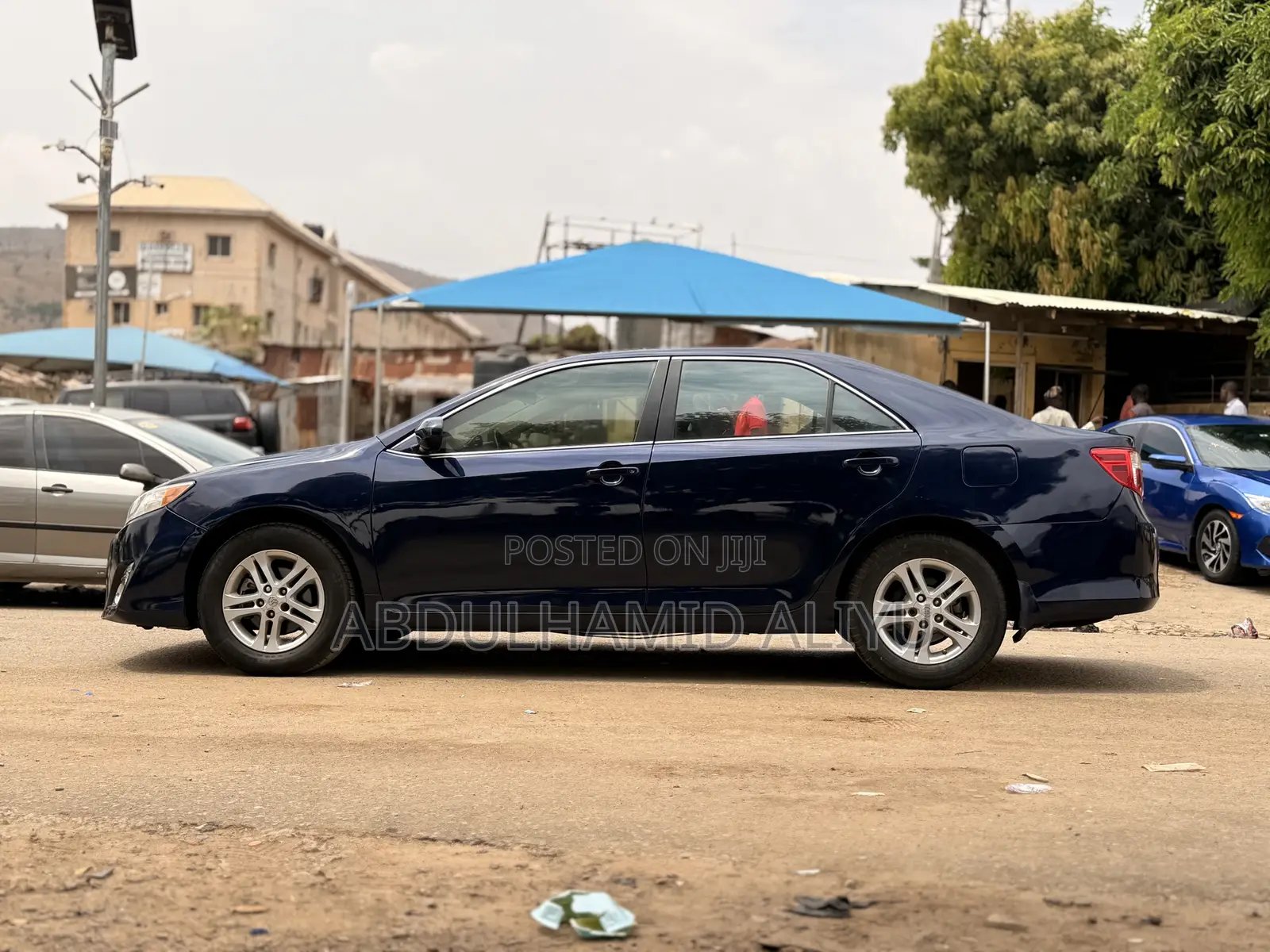 Toyota Camry LE 4dr Sedan (2.5L 4cyl 6A) 2013 Blue