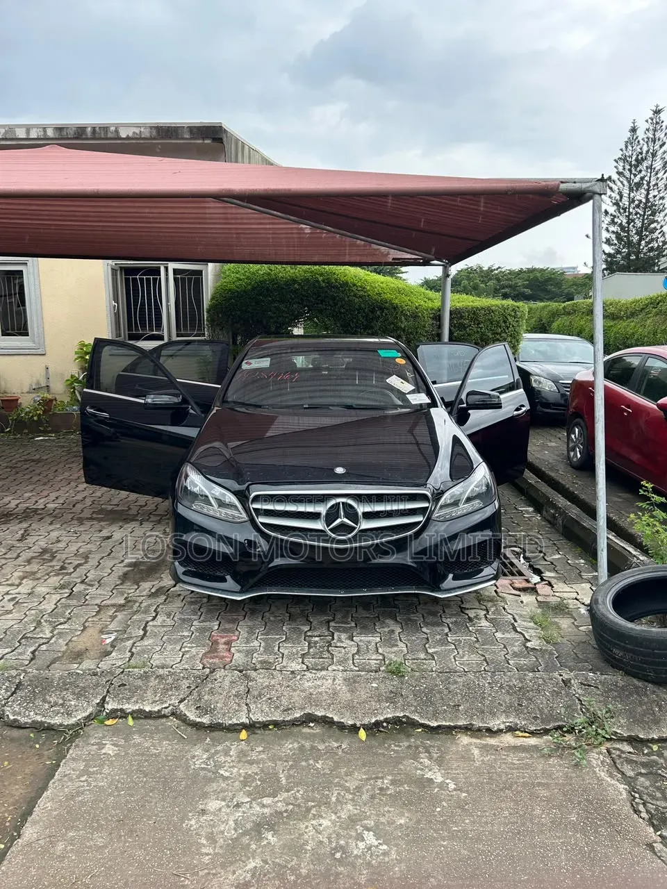 Mercedes-Benz E300 2016 Black