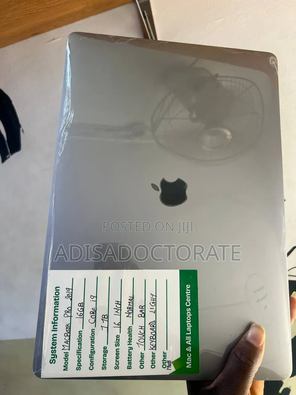 Laptop Apple MacBook Pro 2019 16GB Intel Core i9 SSD 1T