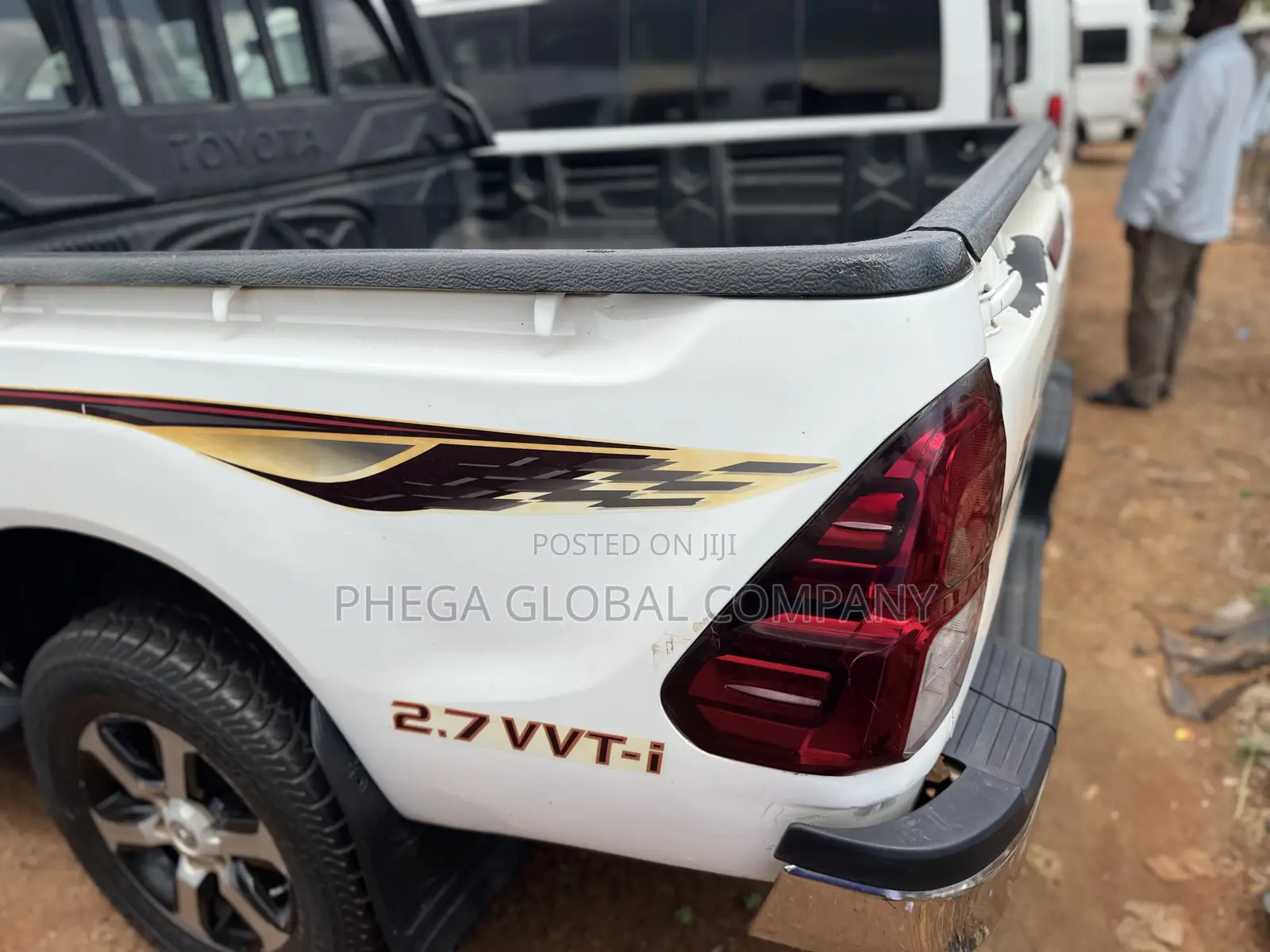 Toyota Hilux 2013 White