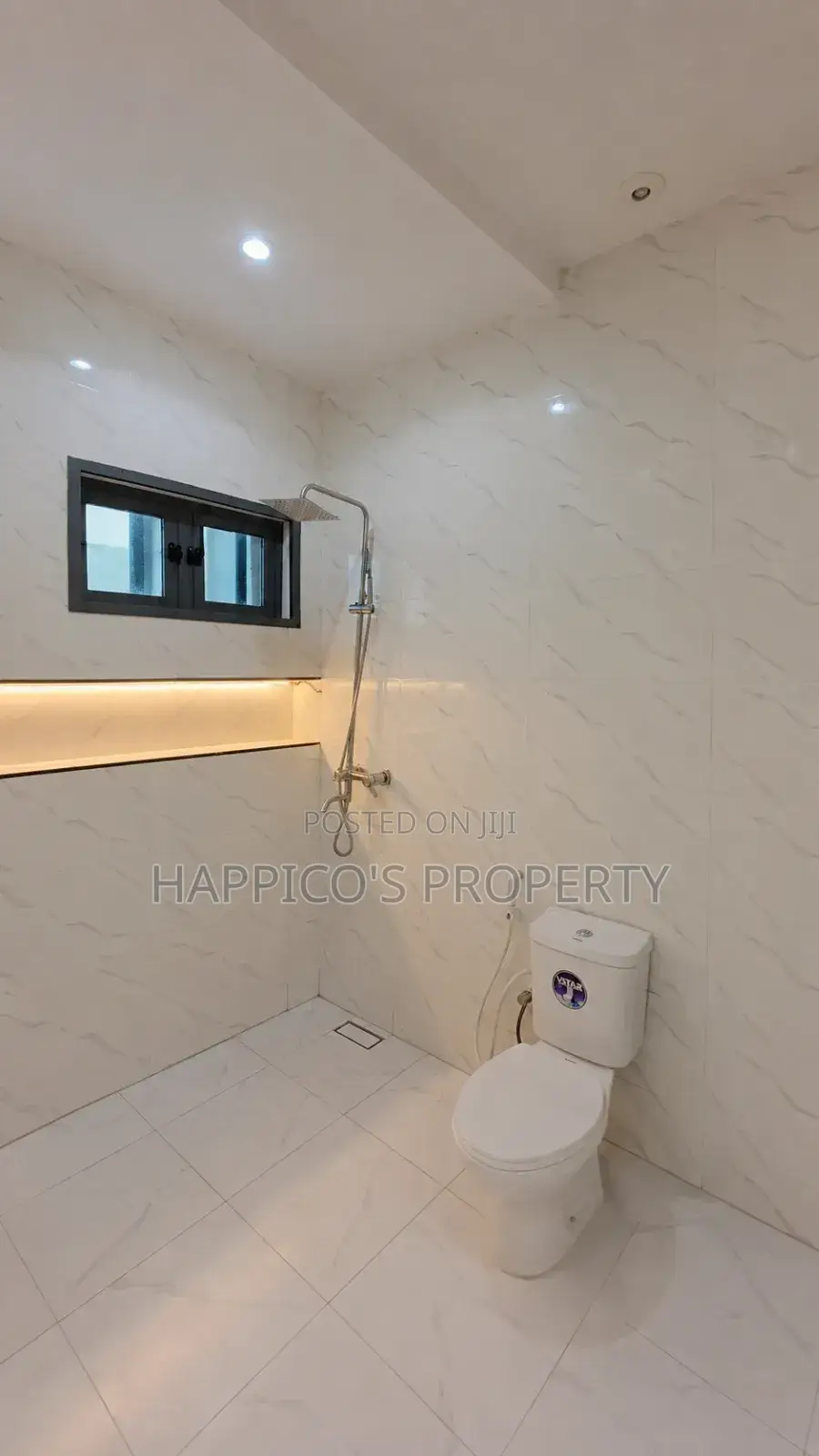 Mini Flat in Iwaya for rent