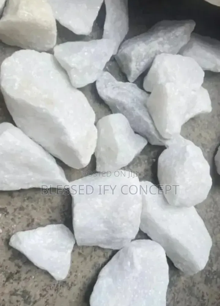 White Chippings Stone, Garden, Grave, Flower Pot,Terrazzo Flooring Etc