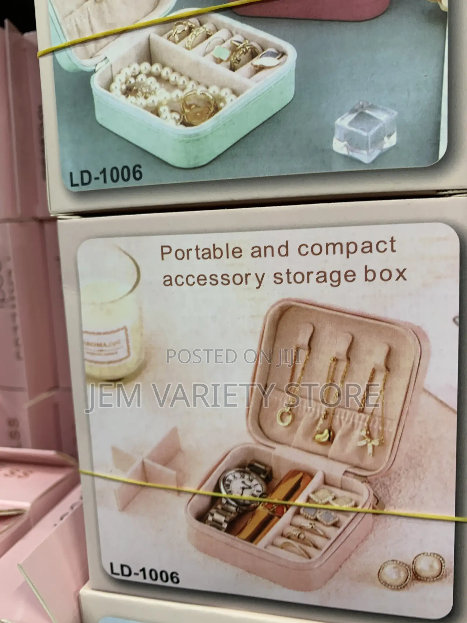 Exotic Jewelry Organiser